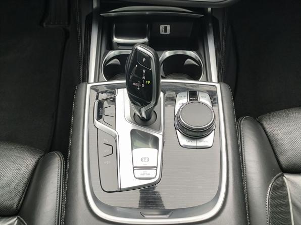 BMW 7 серии VI (G11/G12) с пробегом 2017 года, цена 3 724 000 рублей, 142309 км, седан, Автокод Объявления
