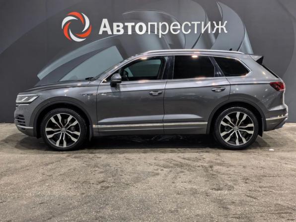 Volkswagen Touareg III с пробегом 2021 года, цена 4 990 000 рублей, 216841 км, внедорожник, Автокод Объявления