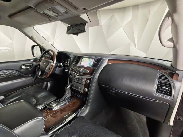 Infiniti QX80 I Рестайлинг 2 с пробегом 2018 года, цена 3 300 000 рублей, 227958 км, внедорожник, Автокод Объявления