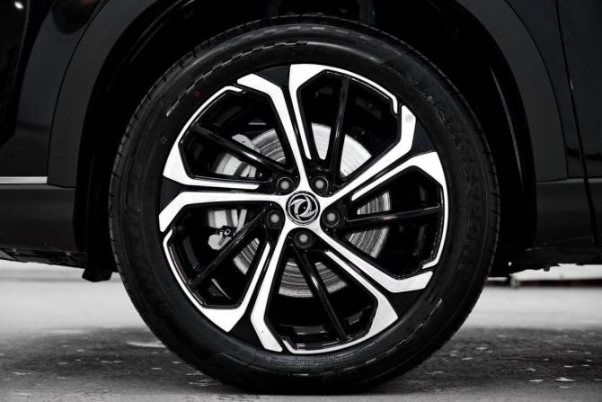 Новый Dongfeng Huge 2024 года, цена 2 799 000 рублей, внедорожник, Автокод Объявления