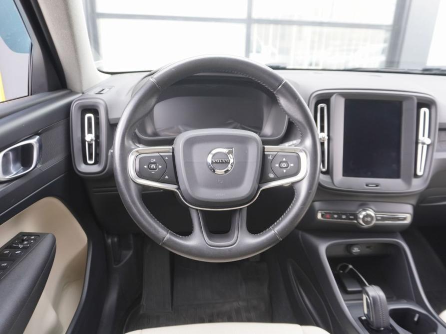 Volvo XC40 I Москва  - изображение 13