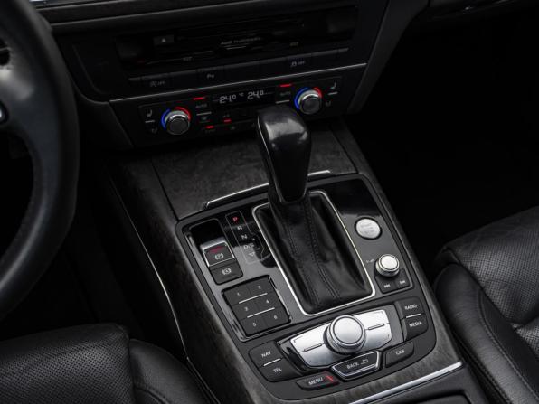 Audi A6 IV (C7) Рестайлинг с пробегом 2016 года, цена 2 499 000 рублей, 167000 км, седан, Автокод Объявления
