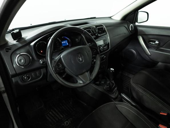 Renault Sandero II с пробегом 2017 года, цена 869 585 рублей, 107763 км, хэтчбек, Автокод Объявления