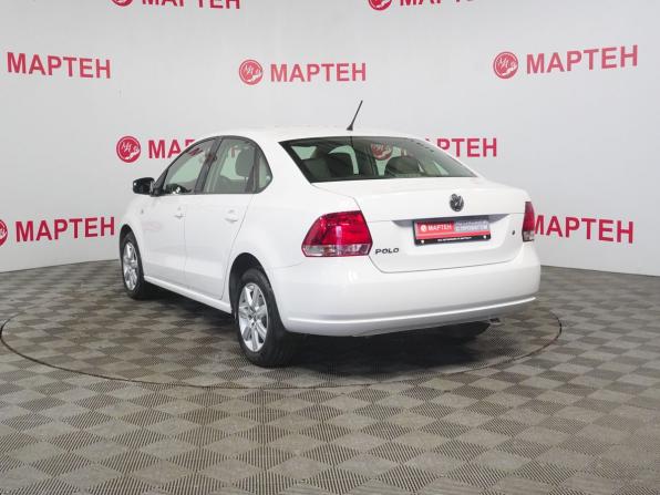 Volkswagen Polo V с пробегом 2013 года, цена 989 000 рублей, 53656 км, седан, Автокод Объявления