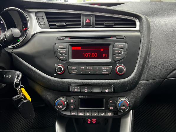Kia Ceed II с пробегом 2015 года, цена 1 240 000 рублей, 151855 км, универсал, Автокод Объявления