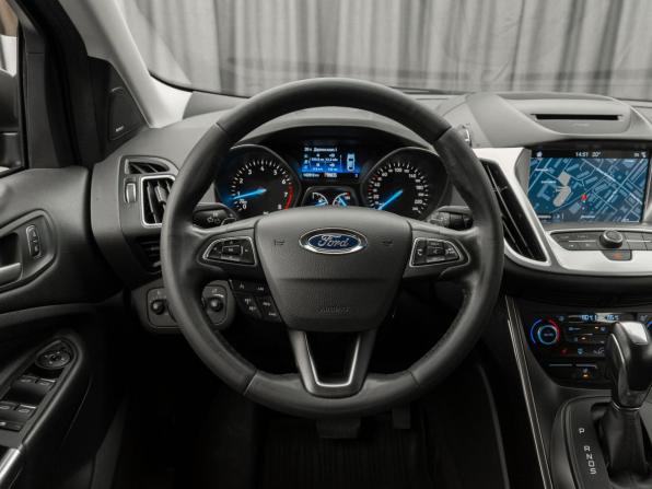 Ford Kuga II Рестайлинг с пробегом 2017 года, цена 1 680 000 рублей, 142915 км, внедорожник, Автокод Объявления