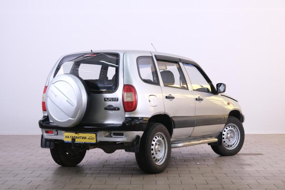 Chevrolet Niva I Омск  - изображение 7