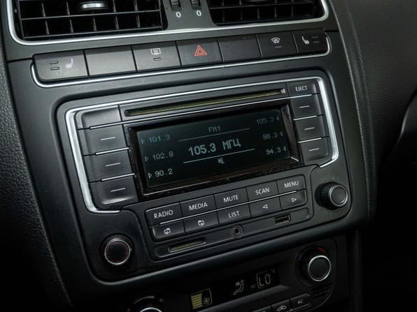 Volkswagen Polo V с пробегом 2013 года, цена 598 000 рублей, 272079 км, седан, Автокод Объявления
