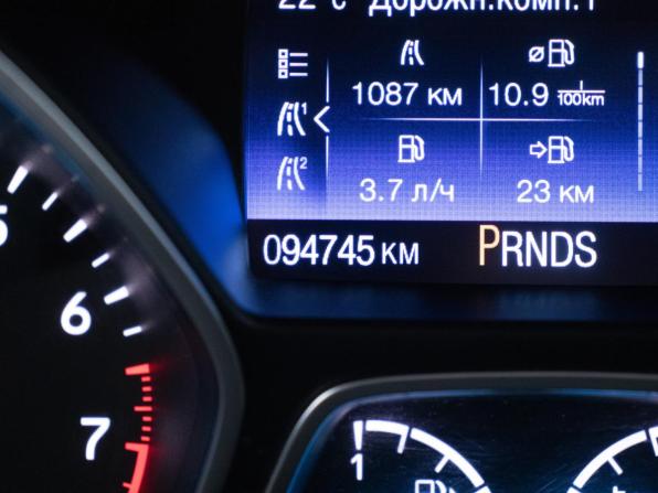 Ford Kuga II Рестайлинг с пробегом 2017 года, цена 1 418 000 рублей, 94744 км, внедорожник, Автокод Объявления