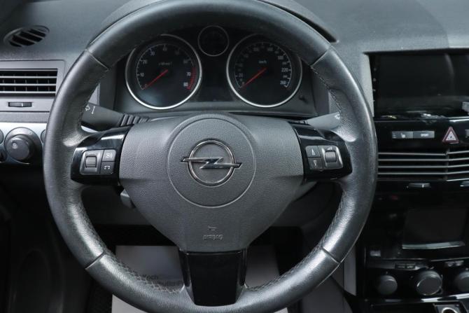 Opel Astra H Рестайлинг с пробегом 2010 года, цена 619 000 рублей, 227345 км, хэтчбек, Автокод Объявления