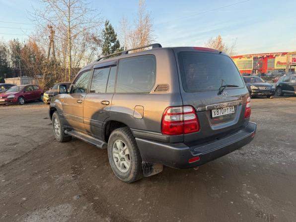 Toyota Land Cruiser 100 Series с пробегом 2002 года, цена 1 680 000 рублей, 325650 км, внедорожник, Автокод Объявления