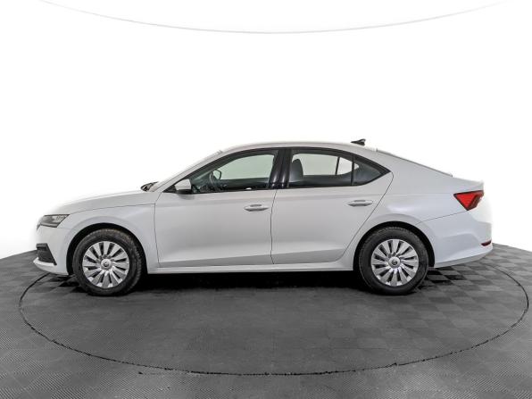 Skoda Octavia IV (A8) с пробегом 2021 года, цена 2 255 000 рублей, 73007 км, лифтбек, Автокод Объявления