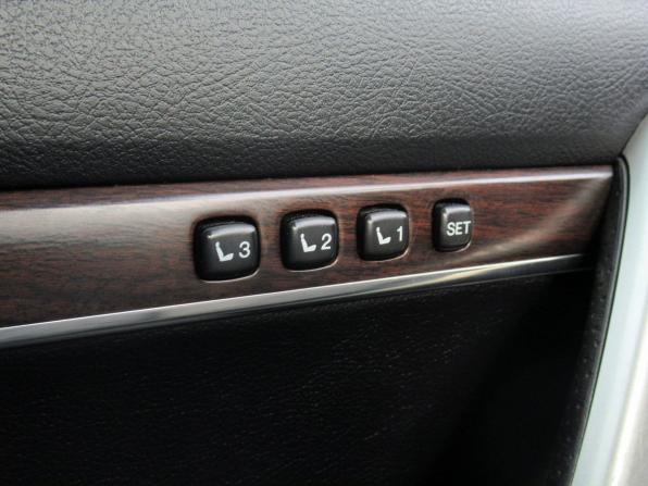 Toyota Land Cruiser 200 Series Рестайлинг 2 с пробегом 2020 года, цена 7 400 000 рублей, 109890 км, внедорожник, Автокод Объявления