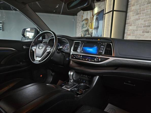 Toyota Highlander III (XU50) Рестайлинг с пробегом 2019 года, цена 4 150 000 рублей, 95180 км, внедорожник, Автокод Объявления