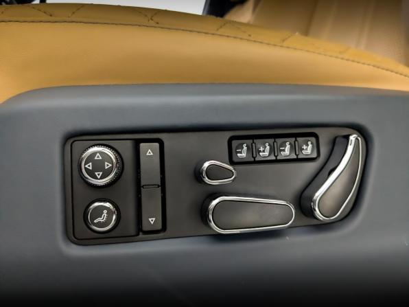 Bentley Bentayga I с пробегом 2016 года, цена 8 820 000 рублей, 61325 км, внедорожник, Автокод Объявления