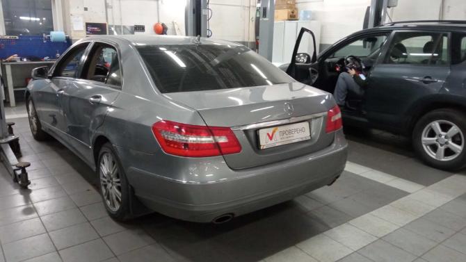Mercedes-Benz E-Класс IV (W212 S212 C207) с пробегом 2011 года, цена 1 029 000 рублей, 372816 км, седан, Автокод Объявления