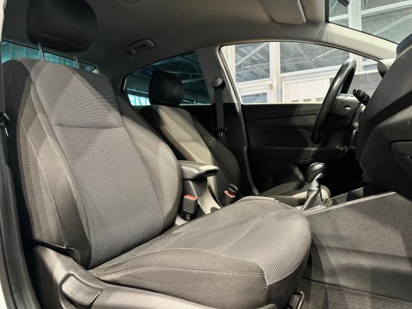 Hyundai Solaris I Рестайлинг с пробегом 2017 года, цена 1 167 000 рублей, 153439 км, седан, Автокод Объявления