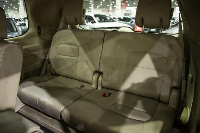 Toyota Land Cruiser 200 Series Рестайлинг 2 с пробегом 2015 года, цена 4 657 436 рублей, 301456 км, внедорожник, Автокод Объявления