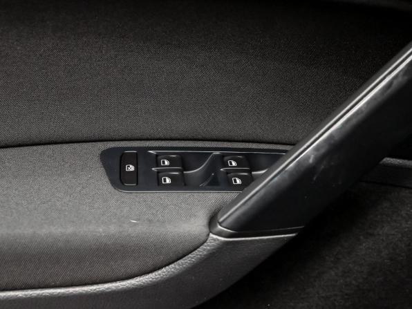 Volkswagen Golf VII с пробегом 2014 года, цена 1 300 000 рублей, 182333 км, хэтчбек, Автокод Объявления