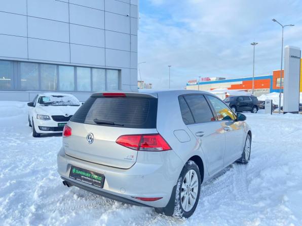 Volkswagen Golf VII с пробегом 2013 года, цена 1 330 000 рублей, 116068 км, хэтчбек, Автокод Объявления