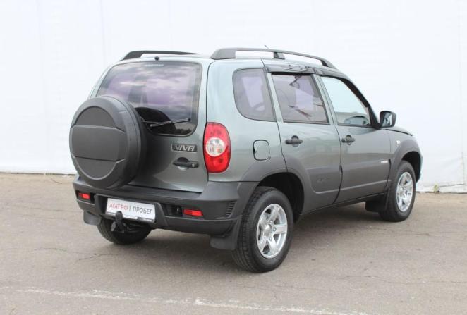 Chevrolet Niva I Рестайлинг с пробегом 2015 года, цена 650 000 рублей, 167177 км, внедорожник, Автокод Объявления