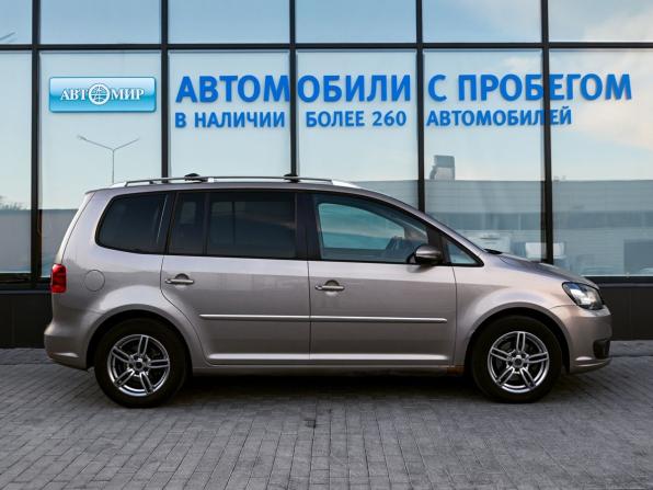 Volkswagen Touran I Рестайлинг 2 с пробегом 2012 года, цена 1 019 000 рублей, 201616 км, компактвэн, Автокод Объявления