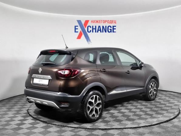 Renault Kaptur I с пробегом 2018 года, цена 1 209 000 рублей, 154100 км, внедорожник, Автокод Объявления