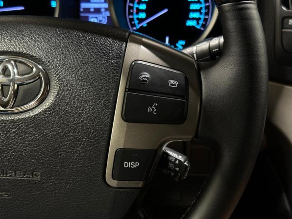 Toyota Land Cruiser 200 Series с пробегом 2010 года, цена 2 700 000 рублей, 228211 км, внедорожник, Автокод Объявления