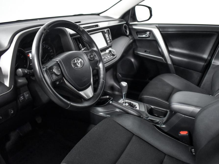 Toyota RAV4 IV (XA40) Рестайлинг Санкт-Петербург  - изображение 9