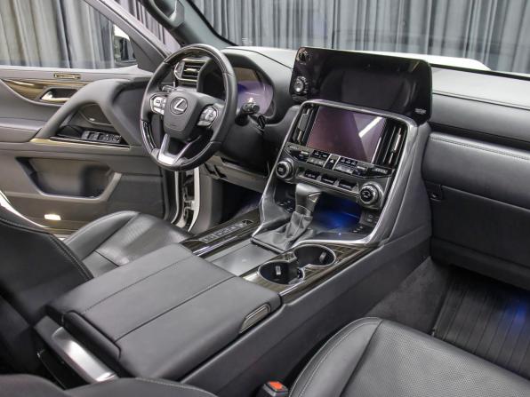 Lexus LX IV с пробегом 2022 года, цена 15 498 000 рублей, 43714 км, внедорожник, Автокод Объявления