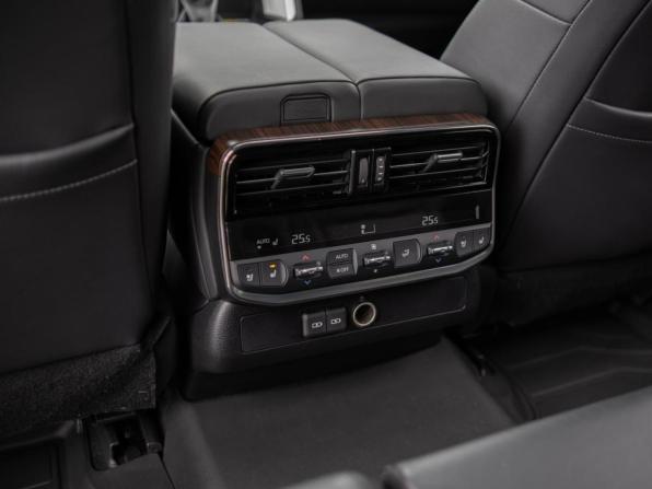 Toyota Land Cruiser 300 Series с пробегом 2021 года, цена 10 100 000 рублей, 38889 км, внедорожник, Автокод Объявления