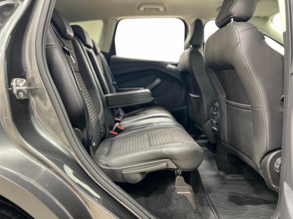 Ford Kuga II Рестайлинг с пробегом 2019 года, цена 1 779 000 рублей, 68400 км, внедорожник, Автокод Объявления