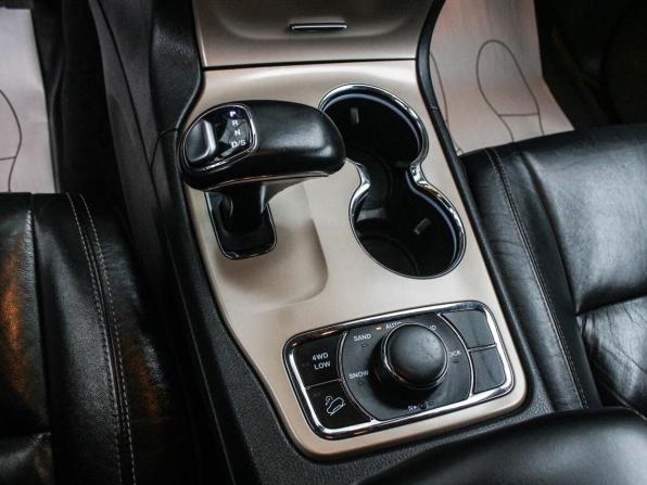 Jeep Grand Cherokee IV (WK2) Рестайлинг с пробегом 2013 года, цена 2 102 500 рублей, 199044 км, внедорожник, Автокод Объявления