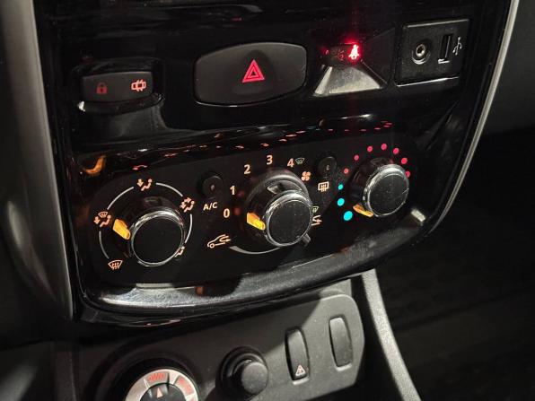 Nissan Terrano III (D10) с пробегом 2015 года, цена 1 335 000 рублей, 118359 км, внедорожник, Автокод Объявления