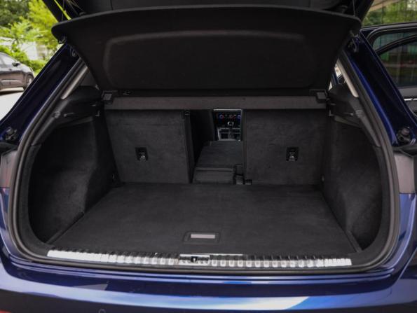 Audi Q3 II (F3) с пробегом 2021 года, цена 3 449 000 рублей, 100421 км, внедорожник, Автокод Объявления