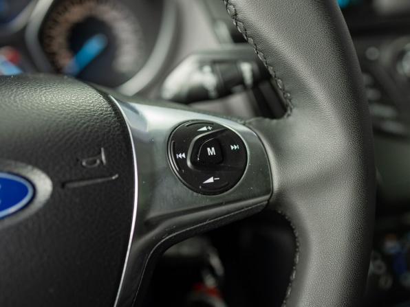 Ford Focus III с пробегом 2013 года, цена 919 000 рублей, 67304 км, хэтчбек, Автокод Объявления