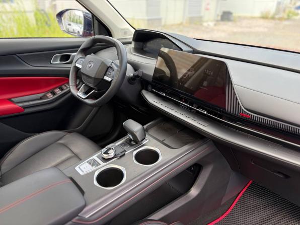 Changan UNI-S (CS55 Plus) I с пробегом 2024 года, цена 2 055 000 рублей, 38000 км, внедорожник, Автокод Объявления
