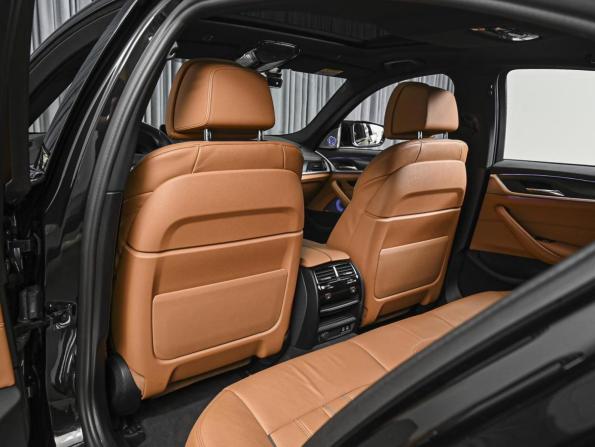 BMW 5 серии VII (G30/G31/G38) Рестайлинг с пробегом 2021 года, цена 4 980 000 рублей, 80631 км, седан, Автокод Объявления