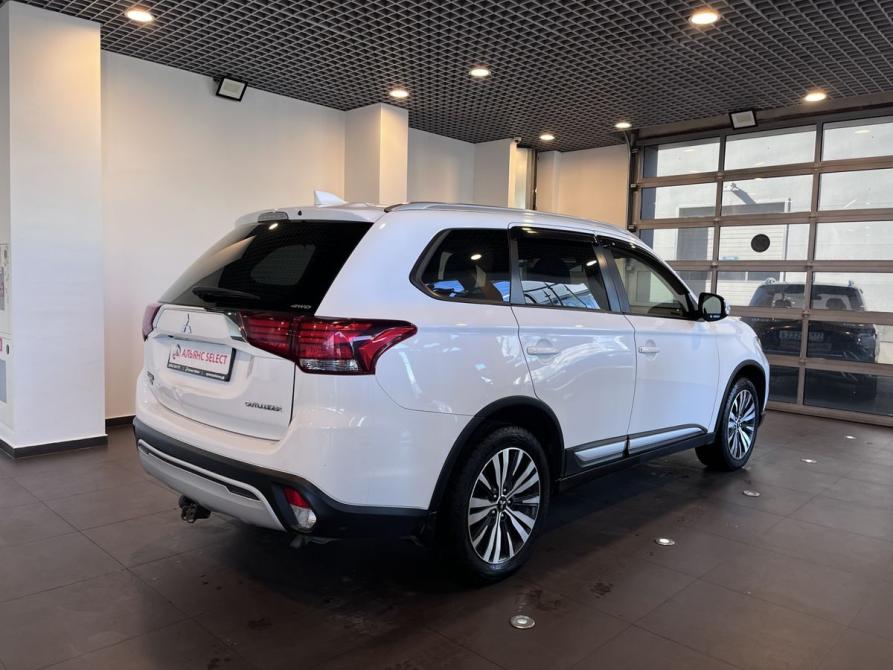 Mitsubishi Outlander III Рестайлинг 3 Чебоксары  - изображение 3