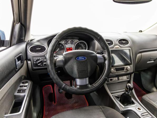 Ford Focus II Рестайлинг с пробегом 2008 года, цена 399 000 рублей, 327359 км, хэтчбек, Автокод Объявления