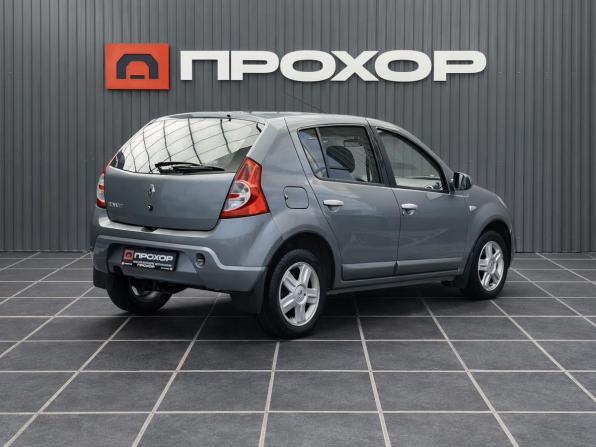 Renault Sandero I с пробегом 2010 года, цена 397 000 рублей, 237703 км, хэтчбек, Автокод Объявления