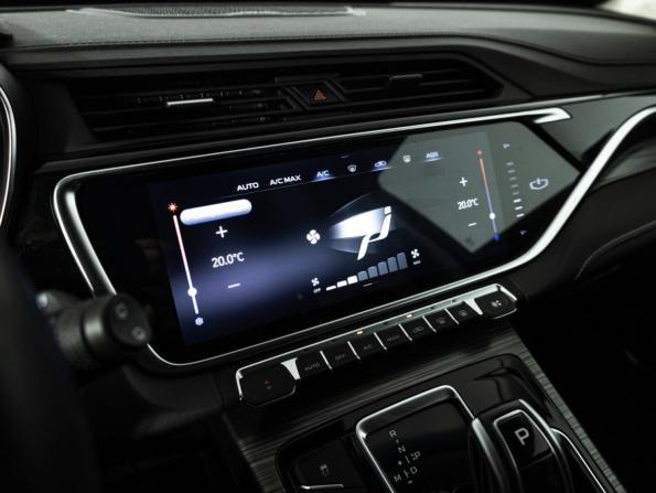 Geely Atlas Pro с пробегом 2023 года, цена 2 219 585 рублей, 34462 км, внедорожник, Автокод Объявления