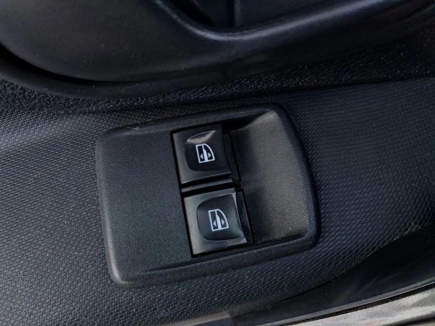 Renault Sandero II Санкт-Петербург  - изображение 13