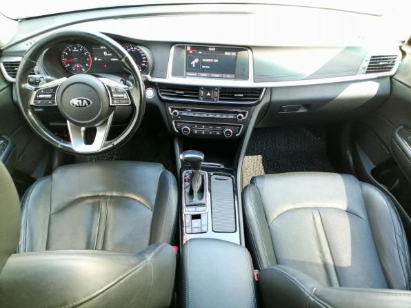 Kia Optima IV Рестайлинг с пробегом 2019 года, цена 1 759 000 рублей, 172093 км, седан, Автокод Объявления