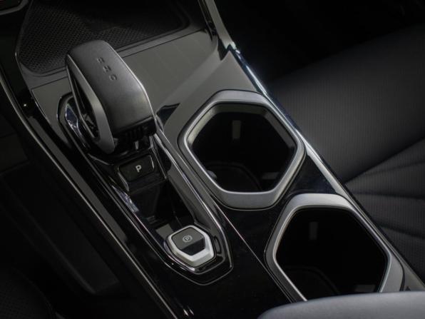 Geely Atlas II с пробегом 2024 года, цена 3 050 000 рублей, 36000 км, внедорожник, Автокод Объявления