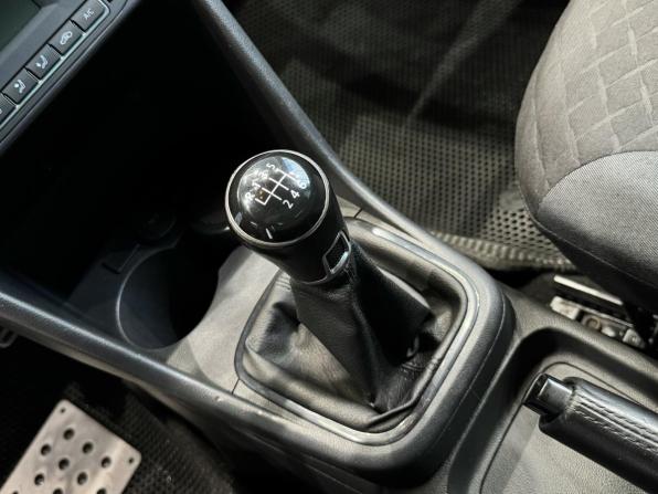Volkswagen Polo V Рестайлинг с пробегом 2018 года, цена 1 105 000 рублей, 215425 км, седан, Автокод Объявления