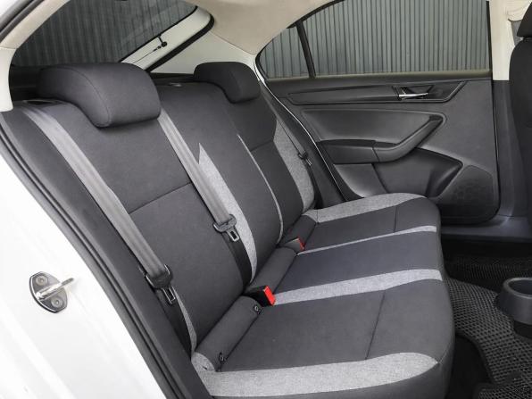 Skoda Rapid II с пробегом 2021 года, цена 1 297 000 рублей, 138036 км, лифтбек, Автокод Объявления