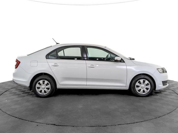 Skoda Rapid I Рестайлинг с пробегом 2018 года, цена 1 100 000 рублей, 91580 км, лифтбек, Автокод Объявления