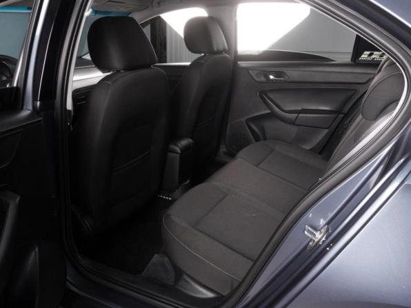 Skoda Rapid I с пробегом 2014 года, цена 998 000 рублей, 146293 км, лифтбек, Автокод Объявления