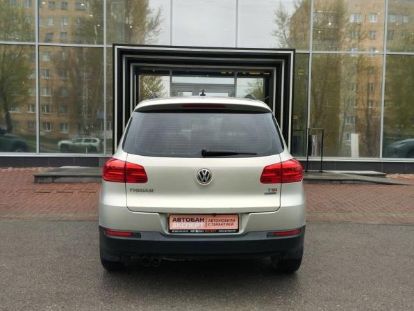 Volkswagen Tiguan I Рестайлинг с пробегом 2012 года, цена 989 000 рублей, 185078 км, внедорожник, Автокод Объявления